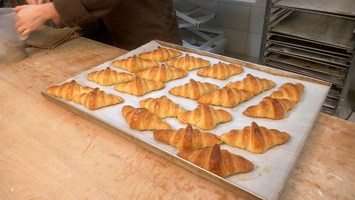 Backblech mit Croissants