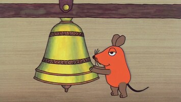 Maus an Glocke