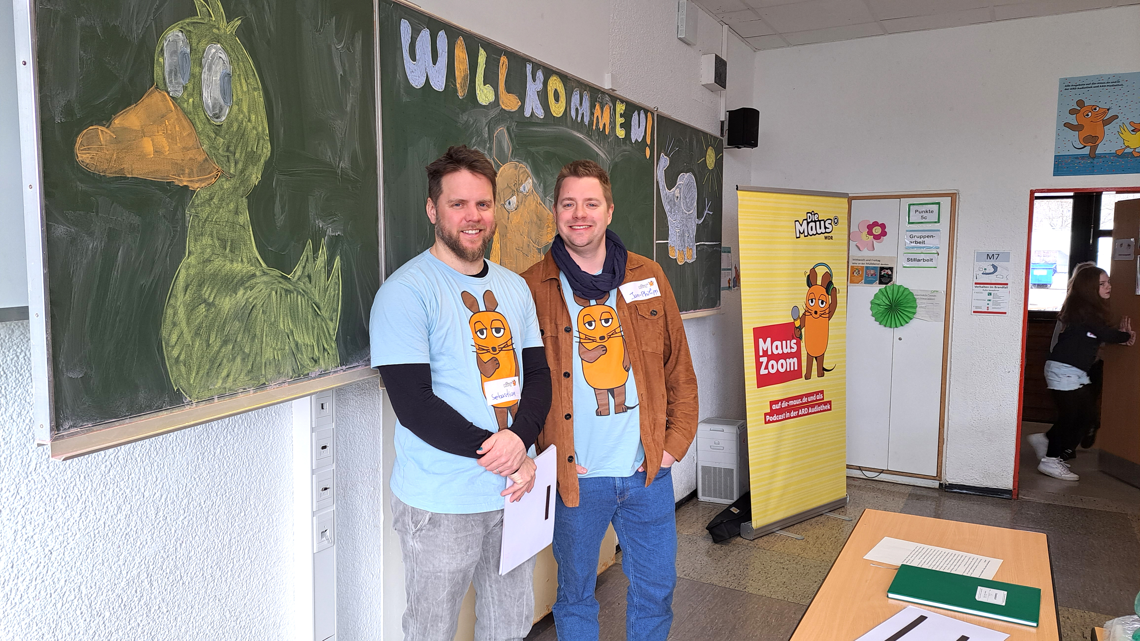 Sebastian und Jan-Philipp aus dem MausZoom-Team zu Besuch in der MausKlasse