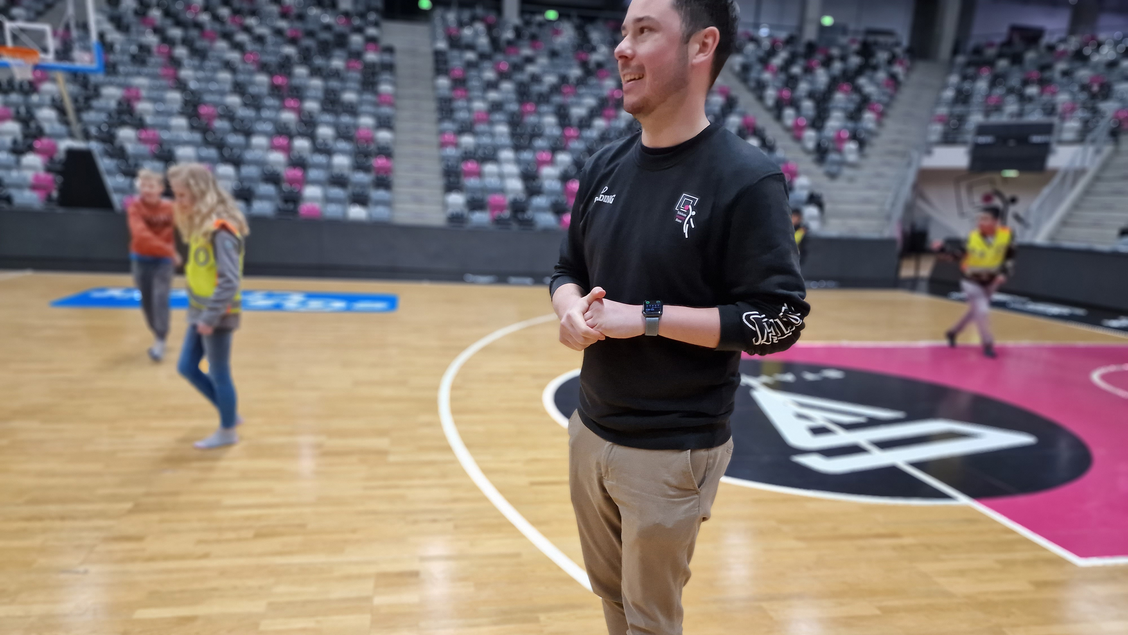 Mausklasse der GGS Finkenhofschule Bonn bei den Telekom Baskets