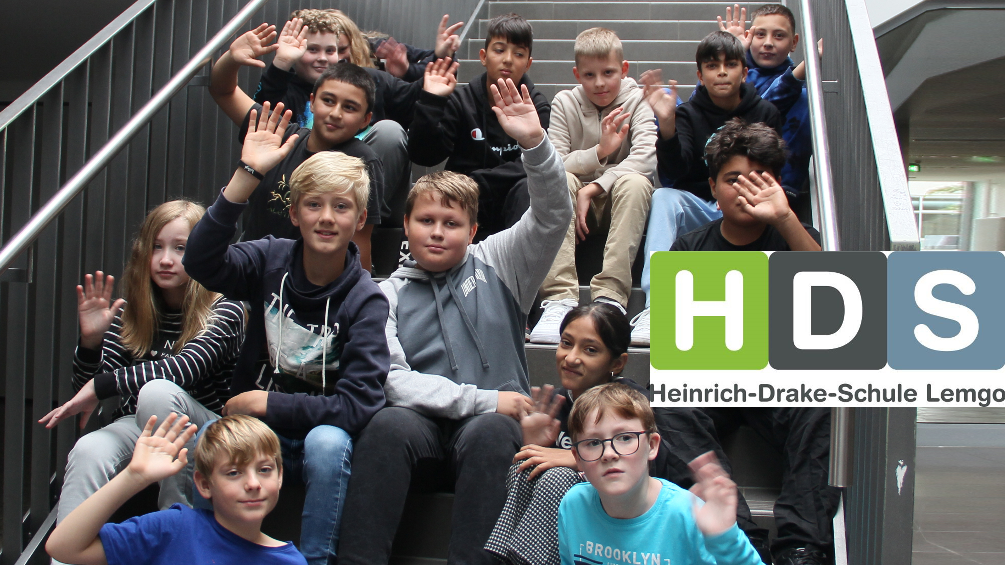 5a Heinrich-Drake-Hauptschule Lemgo mit Schul-Logo
