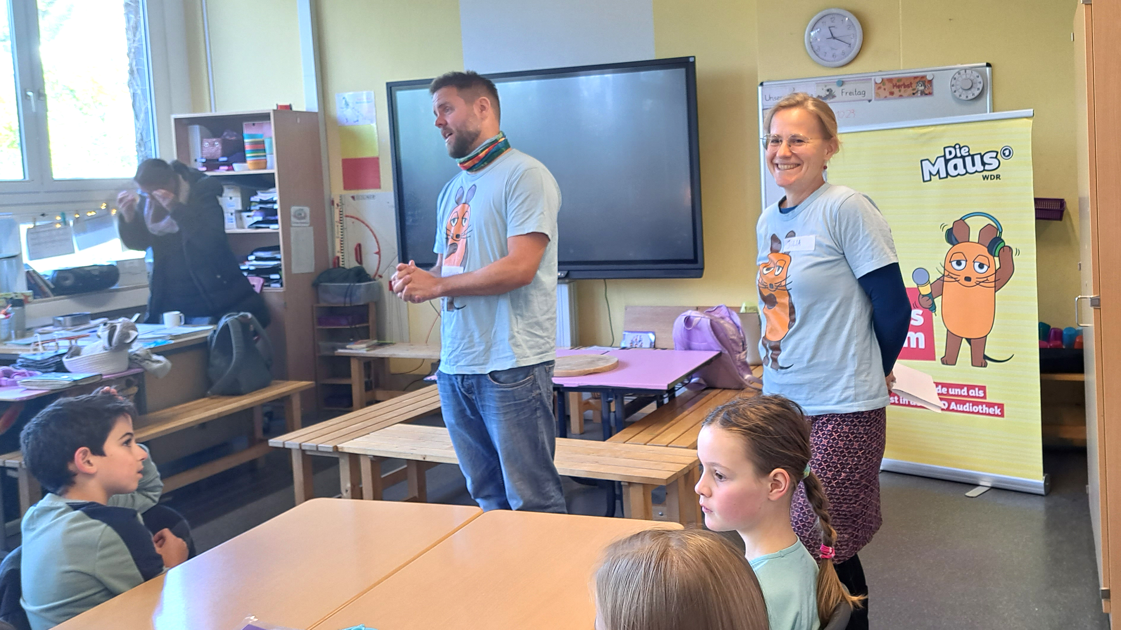 Julia und Sebastian aus dem MausZoom-Team in der Zoom-Konferenz