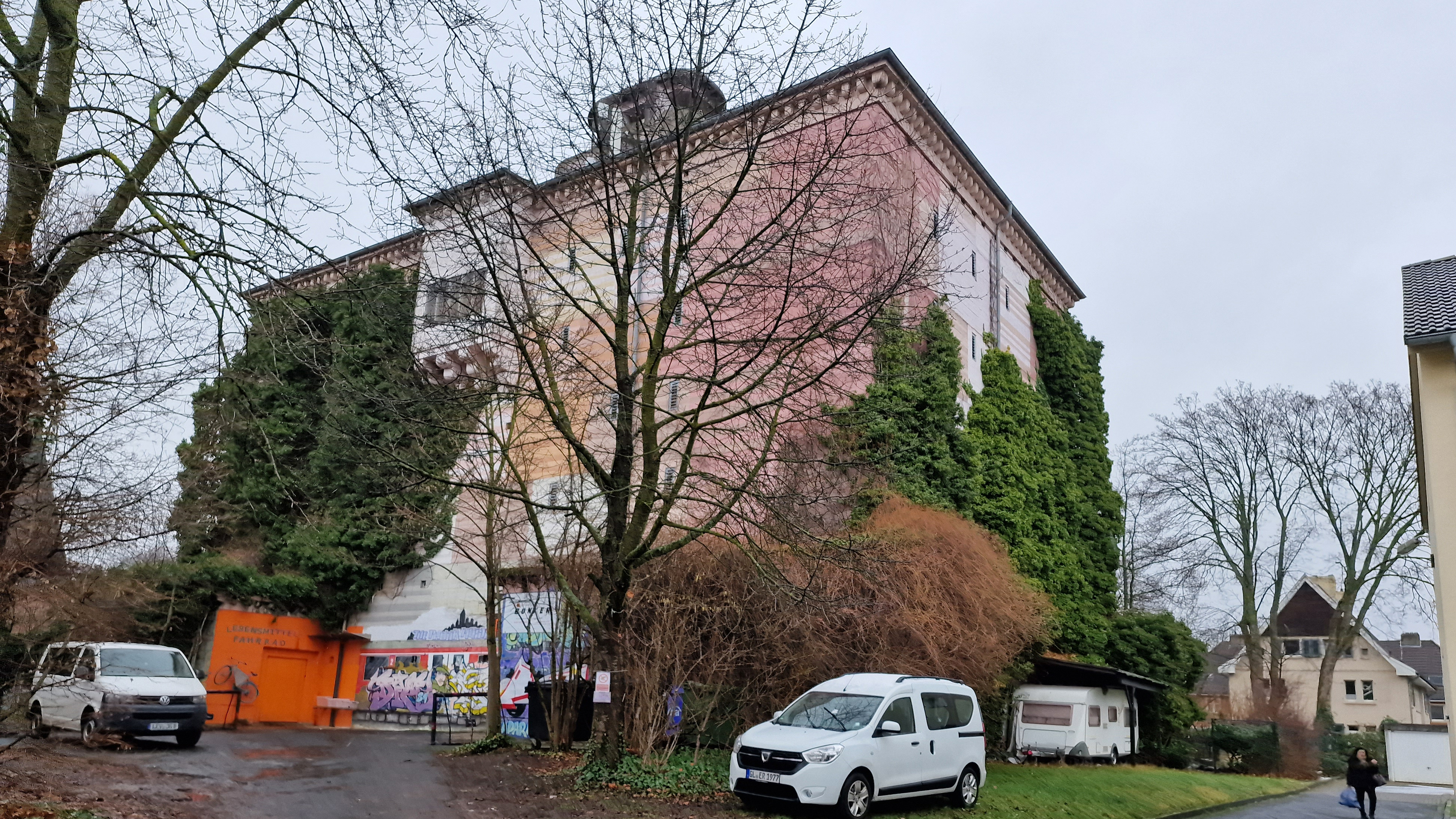 MausKlasse Leverkusen unterwegs bei Reportage im Jugendzentrum Bunker