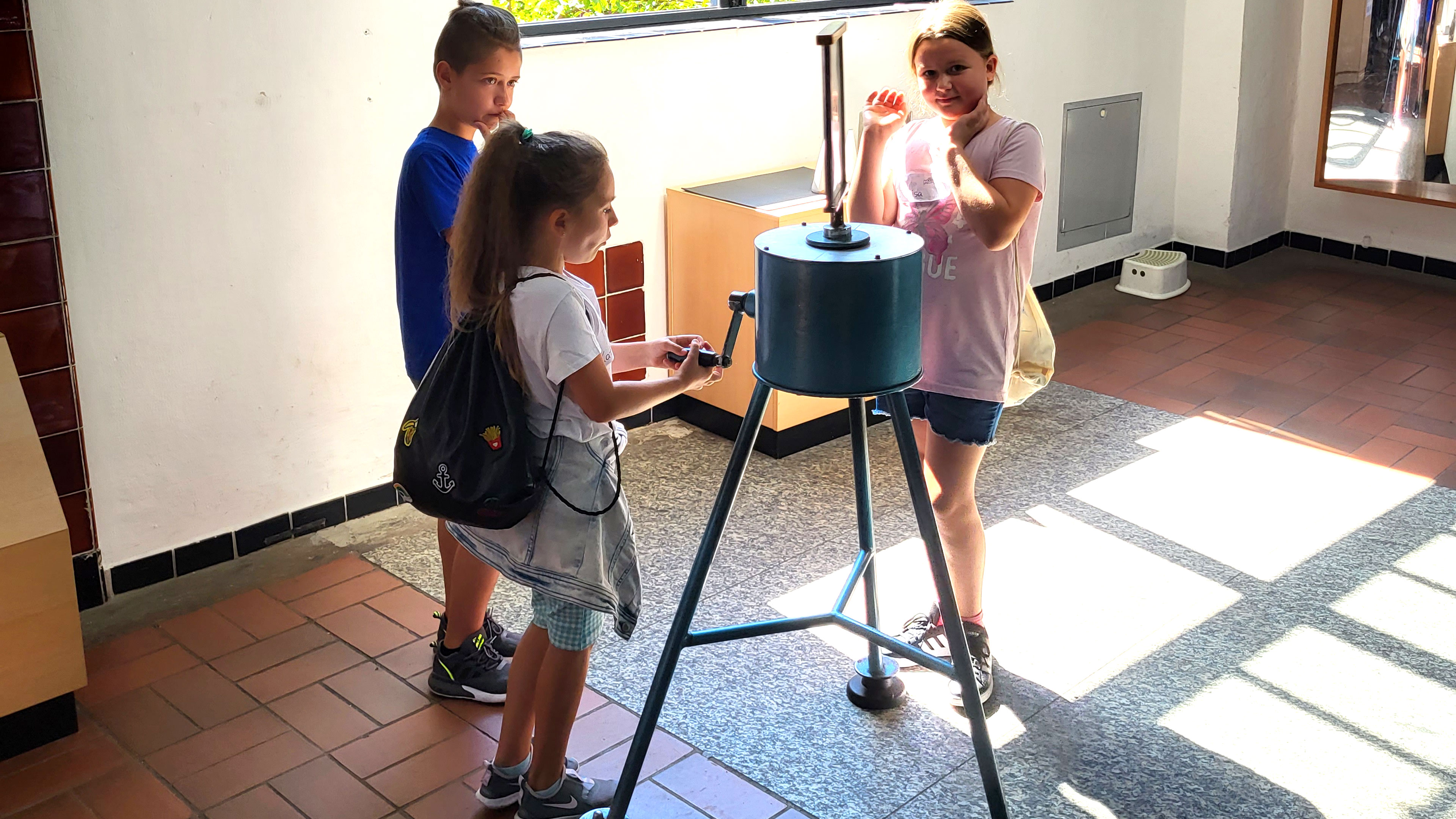 Die MausKlasse der Turmschule zu Besuch in der Phänomenia Essen