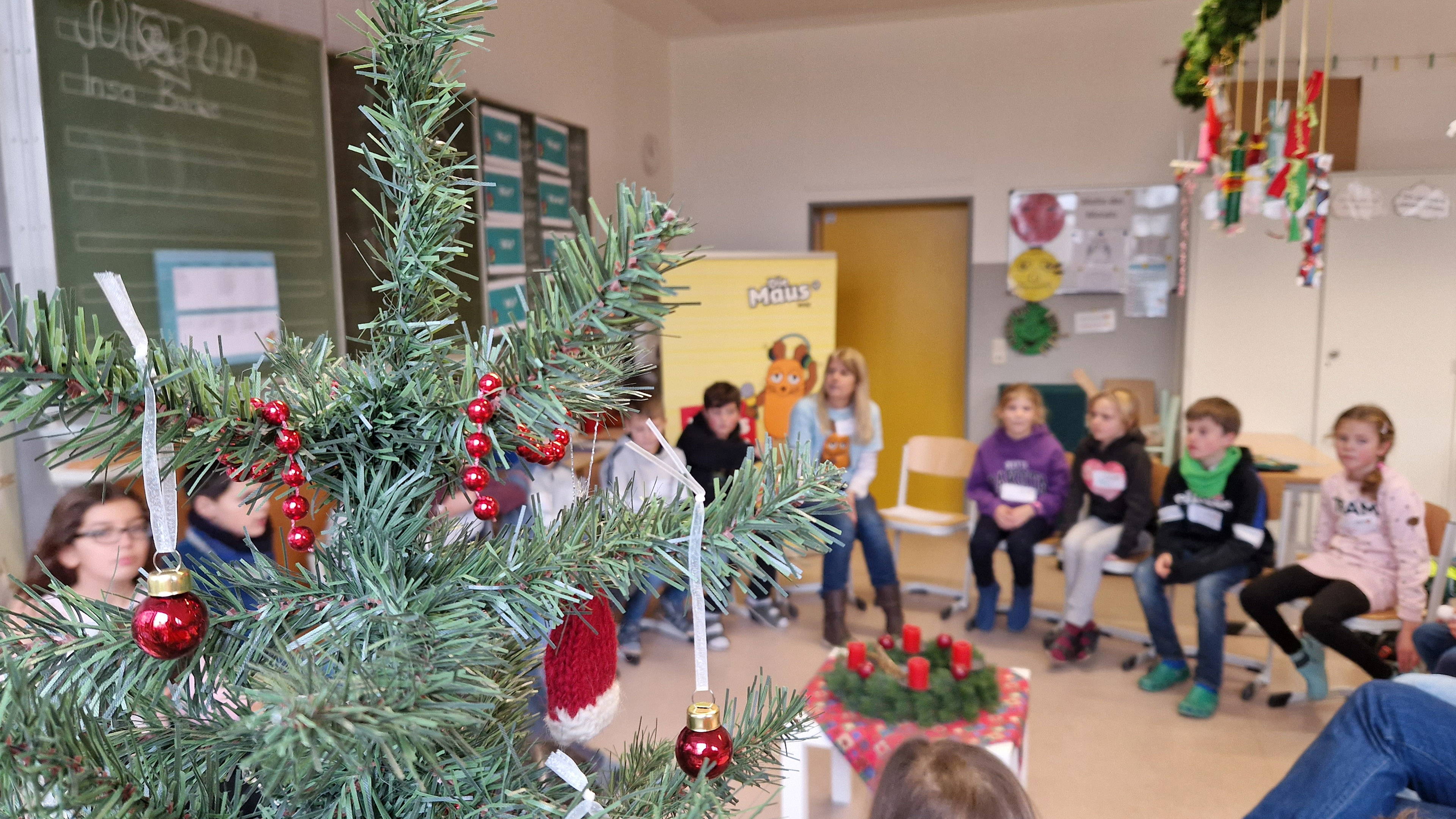 Kinder im Klassenzimmer