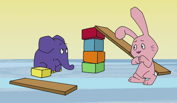 trauriger Elefant mit rosa Hase
