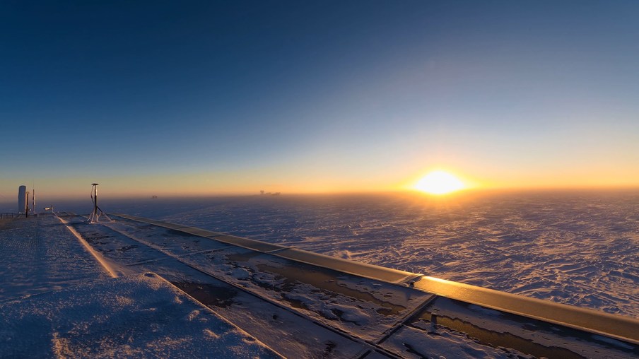 Zeitrafferaufnahme eines Sonnenaufgangs