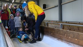 Clarissa auf der Bobbahn.; Rechte: WDR