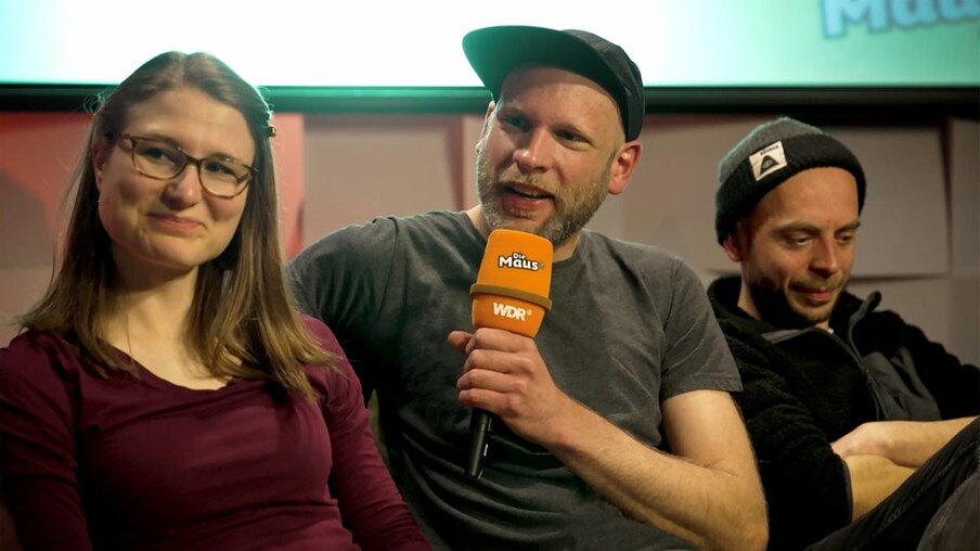 Saskia, Matti und Martin beim Interview in MausLive