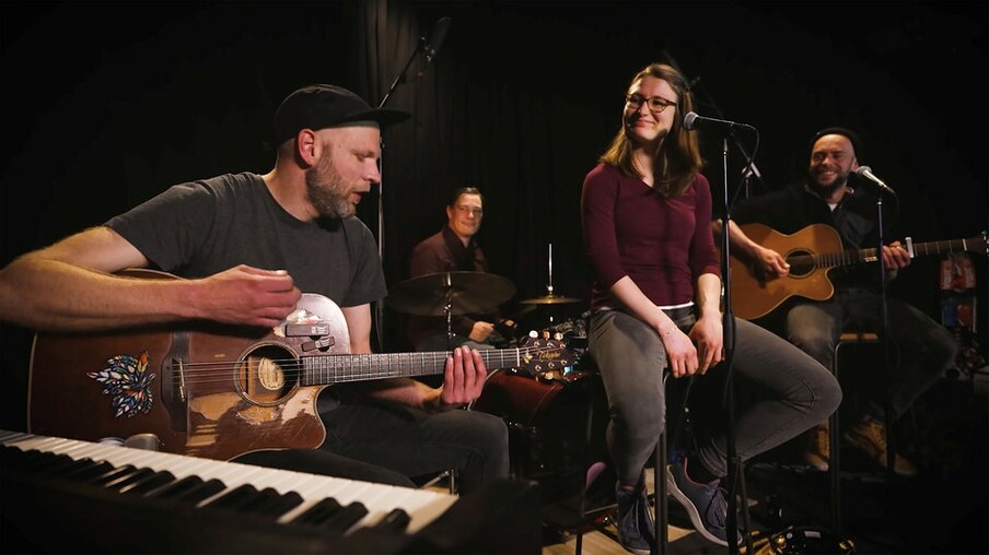 Die Band auf der Bühne